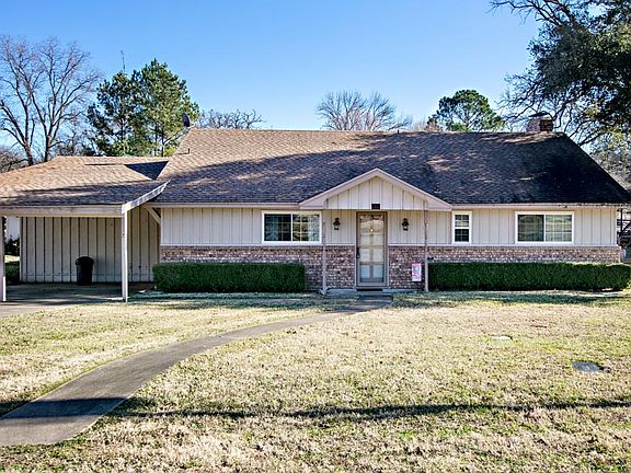 3rd image of 150 Guadalupe Dr