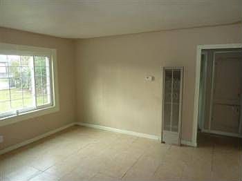 4th image of 1829 Helena Ave