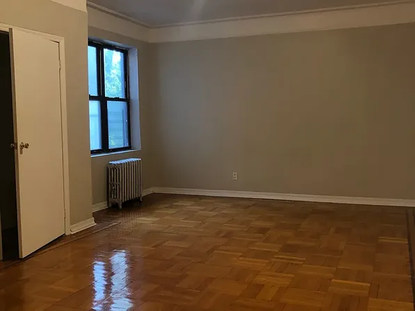 147 88th St #2B, Brooklyn, NY 11209