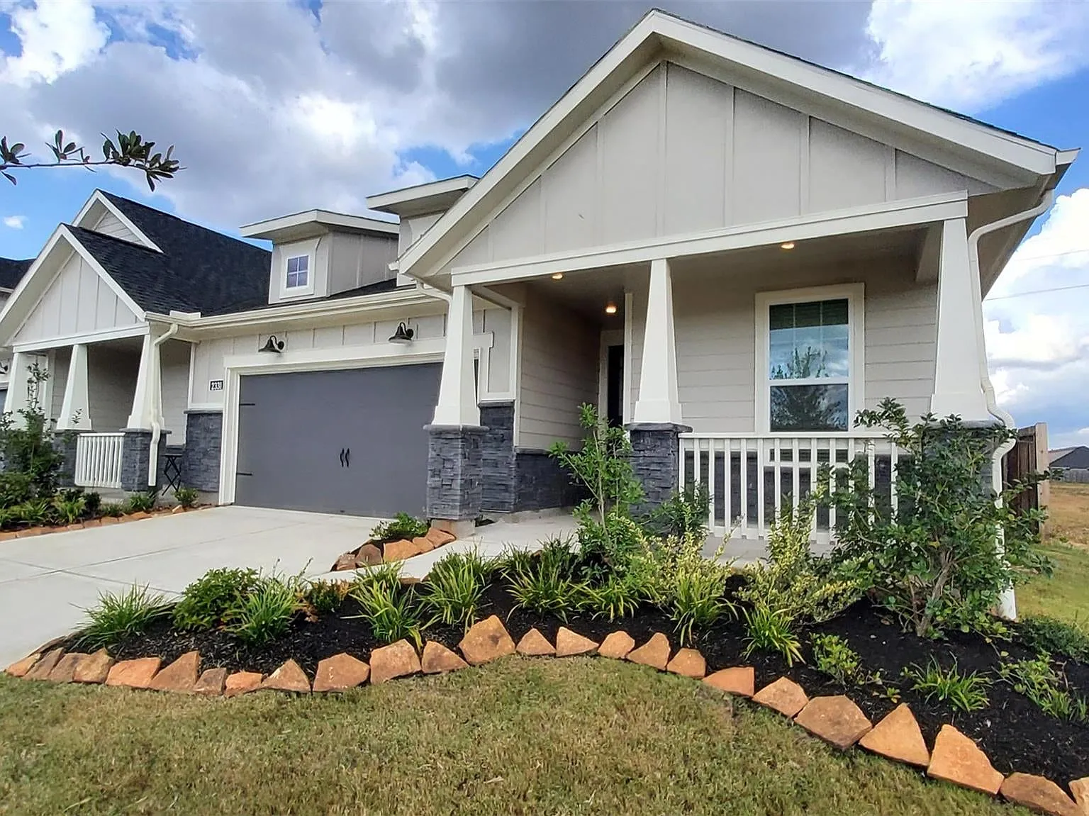 3 bed, 1757 sqft, $2,400 — Photo 1