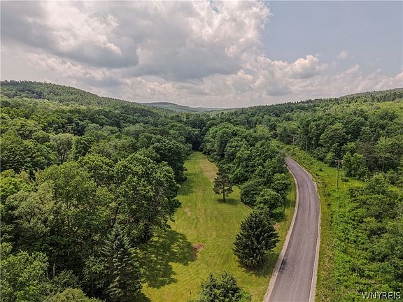 2nd image of 3137 Bear Creek Rd