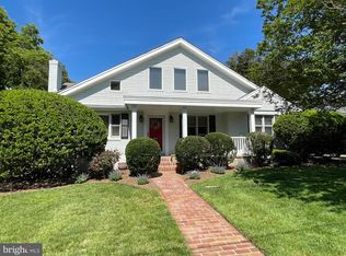 2809 N Underwood St, Arlington, VA 22213