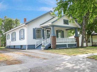 311 SW 4th St, Newton, KS 67114