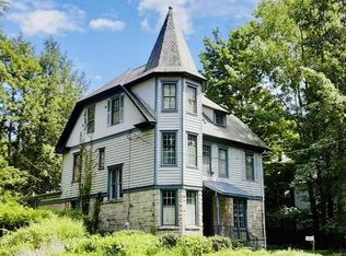 270 Braeside Ave, East Stroudsburg, PA 18301