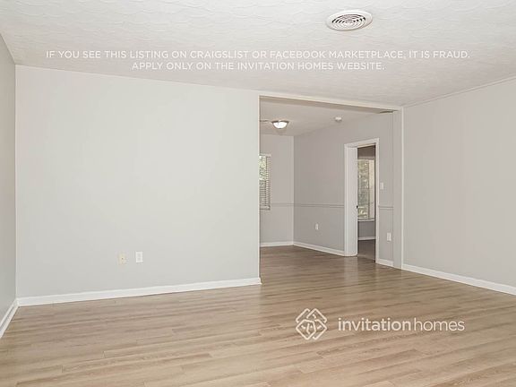 3rd image of 3308 17th Ave W