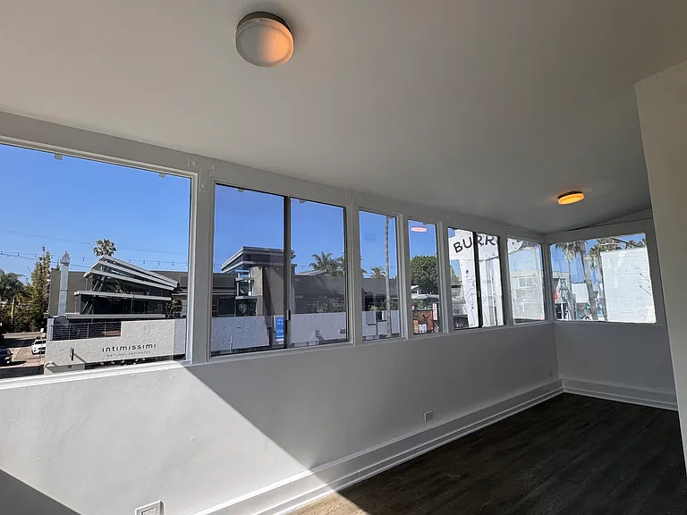 1413 Abbot Kinney Blvd #B — Photo 5