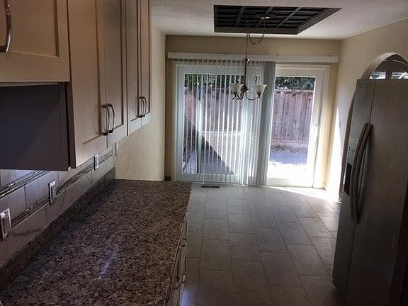 3rd image of 1012 Gale Dr