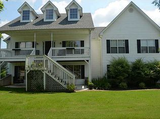 8050 Brookstone Ln, Gainesville, GA 30506