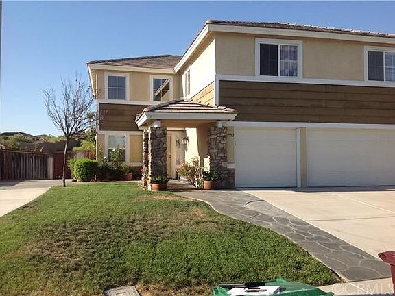 2nd image of 27952 Wintergrove Way