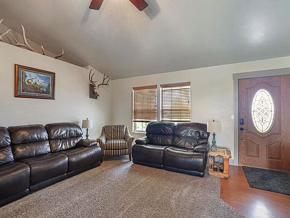 4th image of 272 Primrose Way
