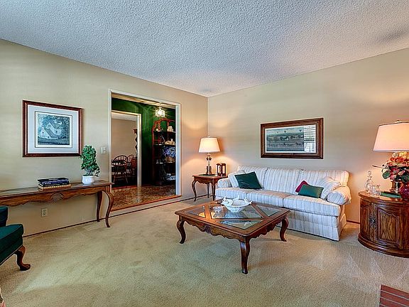 5th image of 5441 Kaveny Dr