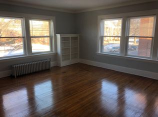 88 Maple St, Springfield, MA 01105