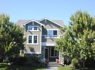 4612 NE 5th St, Renton, WA 98059