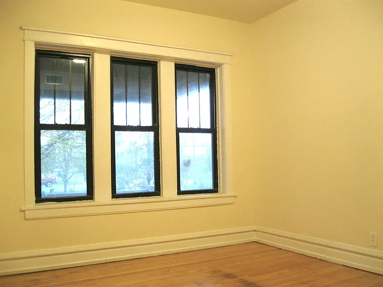 2516 N. Kedzie LP — Photo 38