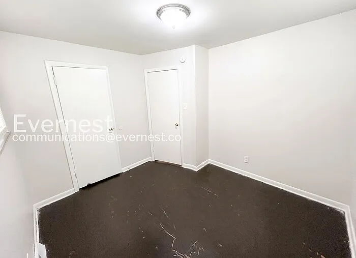 6102 Saint Paul Pl — Photo 12