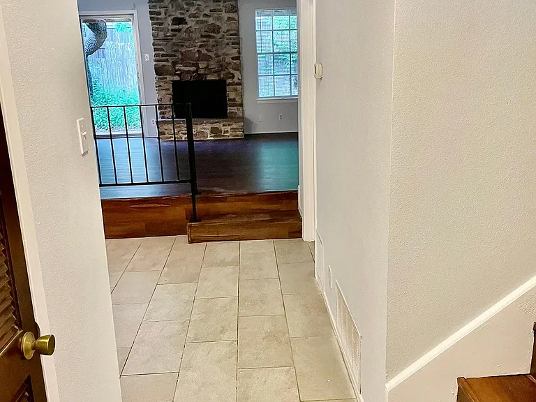 8104 Sonnet Ave — Photo 7
