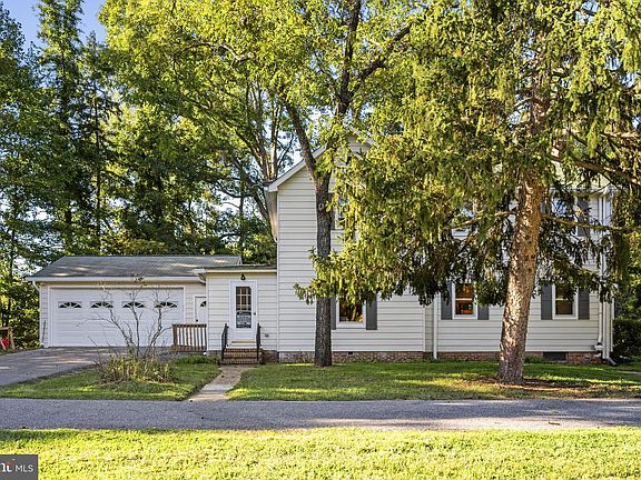 3rd image of 7611 Chestnut Ave