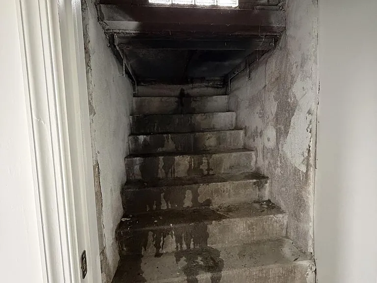2410 Wharton St #2 — Photo 31