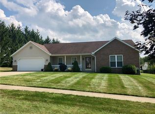 2833 Vinton Woods Dr, Wooster, OH 44691