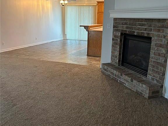 2nd image of 817 Clancy Ct