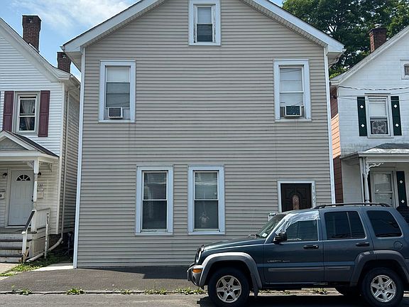 2nd image of 135 Jansen Avenue