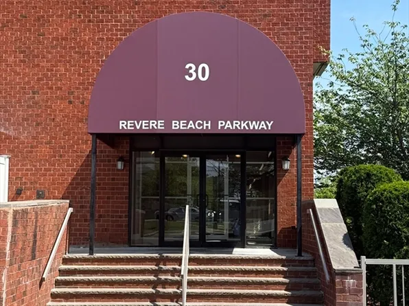 30 Revere Beach Pkwy APT 116, Medford, MA 02155