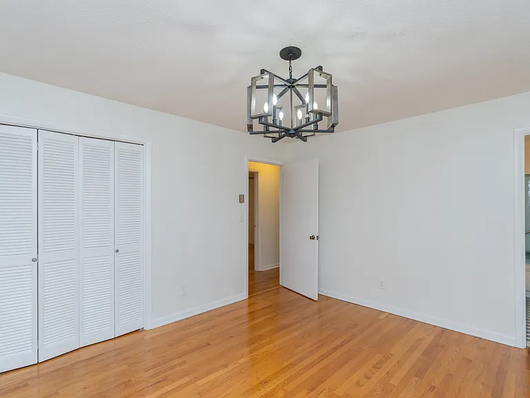1621 Fernwood Cir — Photo 21