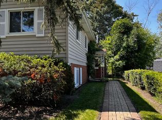 314 N Brashares Dr, Addison, IL 60101