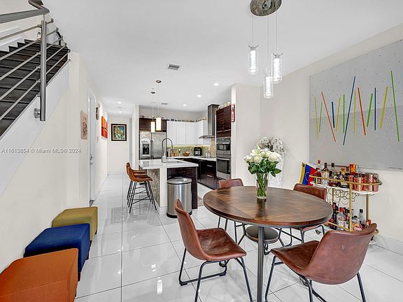 4th image of 10280 NW 63rd Ter APT 207