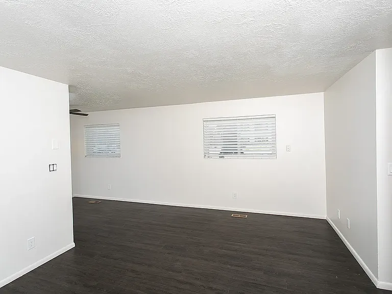 1724 N 1450 W — Photo 10