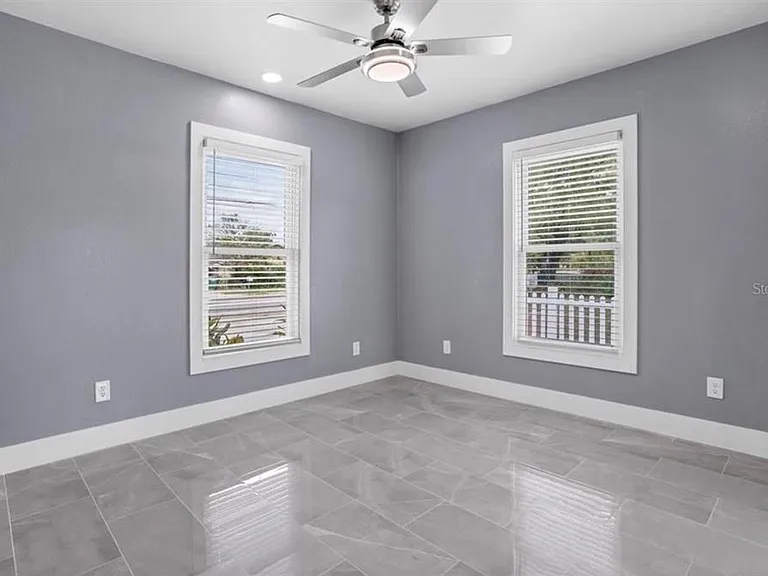 8907 N Blvd — Photo 19