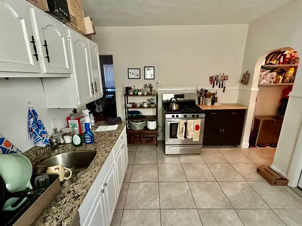 5 Partridge Ave #1, Somerville, MA 02145