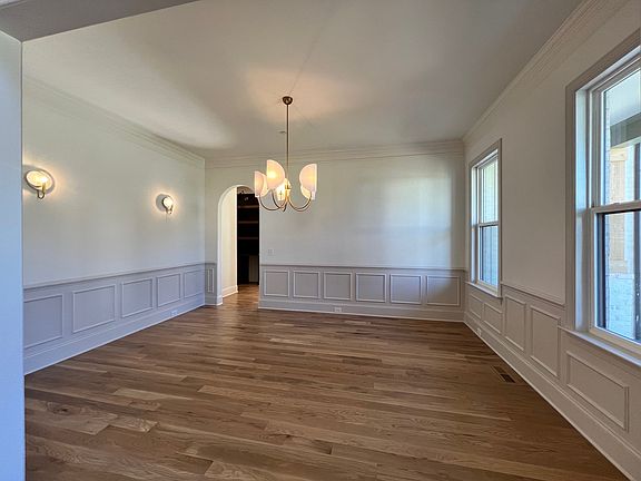 3rd image of 1038 Sinatra Dr Lot 16