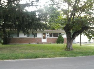 750 Kostka Ln, Florissant, MO 63031