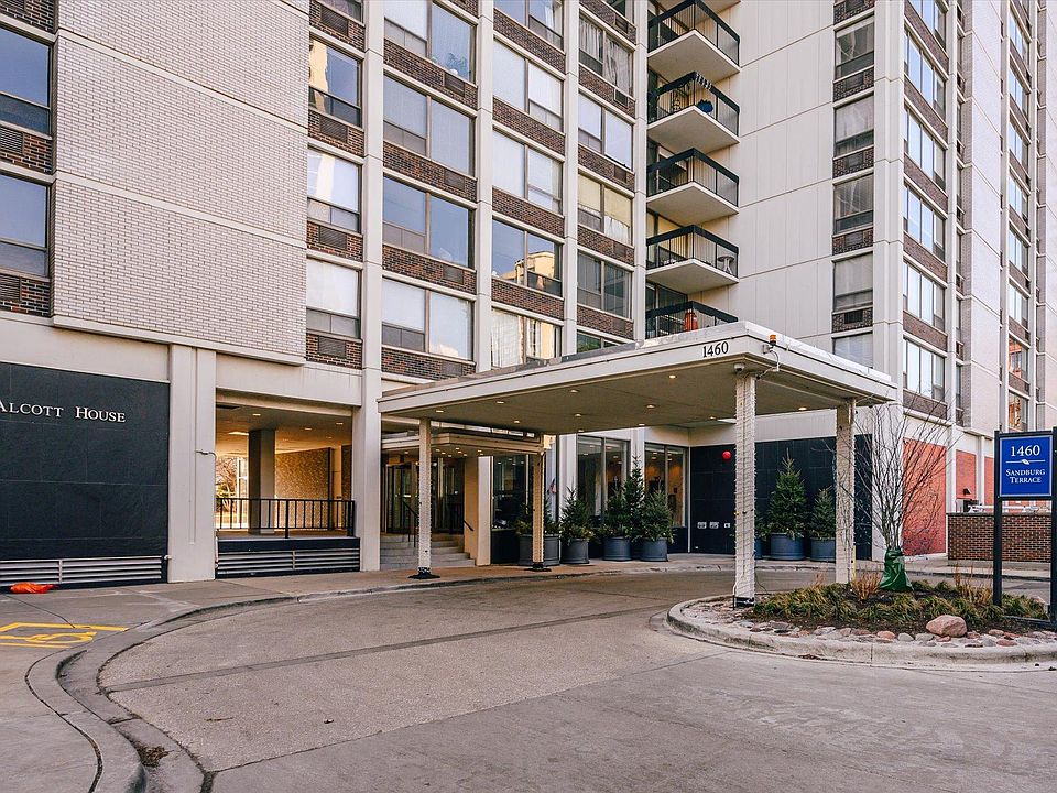 1st image of 1460 Sandburg Ter APT 1801