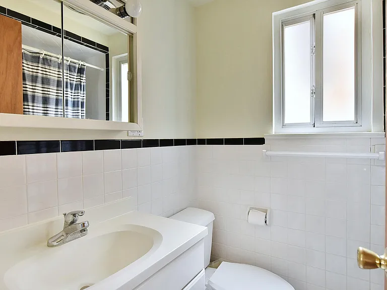 712 Bergen St #1B — Photo 5