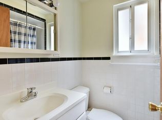 712 Bergen St #A, Harrison, NJ 07029