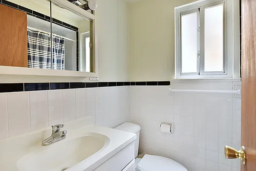 712 Bergen St #3 Photo 1