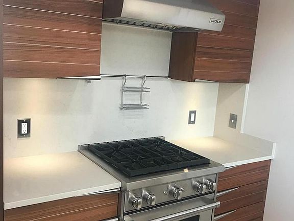 4th image of 2451 Midtown Ave APT 1227