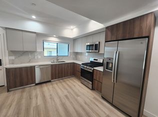 6061 Fulton Ave #6, Van Nuys, CA 91401