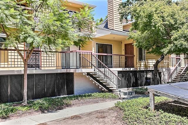 1st image of 431 Northlake Dr APT 28