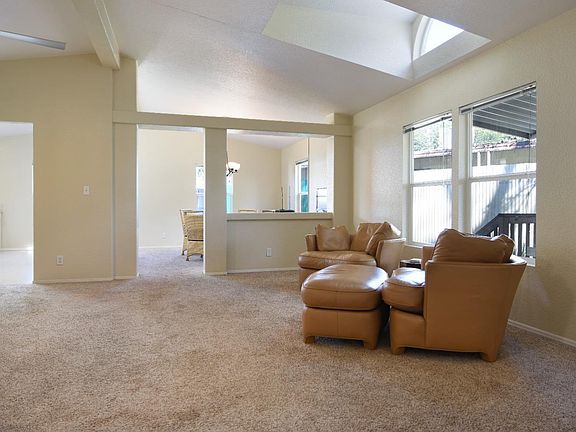 3rd image of 101 Padre Court