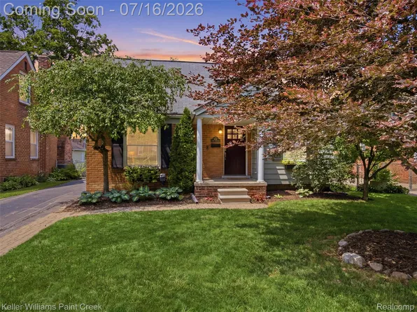 2215 N Connecticut Ave, Royal Oak, MI 48073