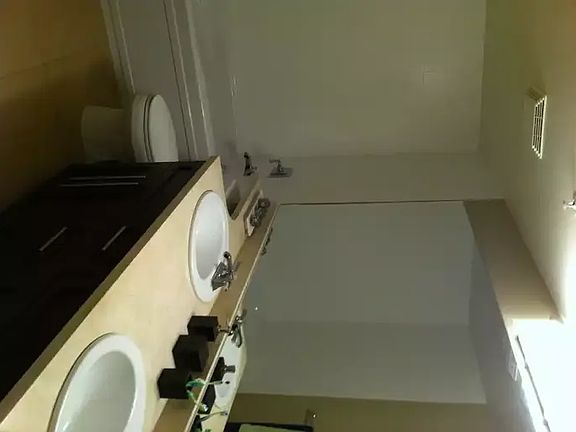 3rd image of 1075 Sunset Dr #1002