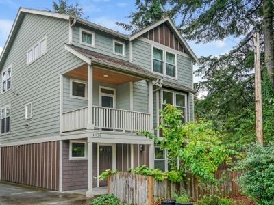 11738 Burke Ave N, Seattle, WA, 98133