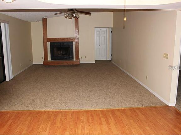 5th image of 1720 Shady Leaf Dr