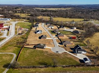 17646 Bryant Blvd #10, Springdale, AR 72764