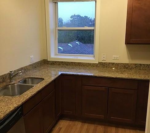4th image of 3911 W Addison St APT 3B