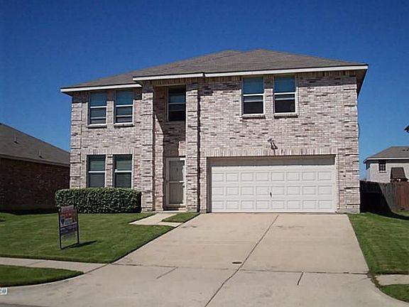 2nd image of 2120 Edgewood Dr