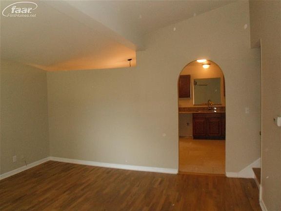 4th image of 5142 Oxford Ct